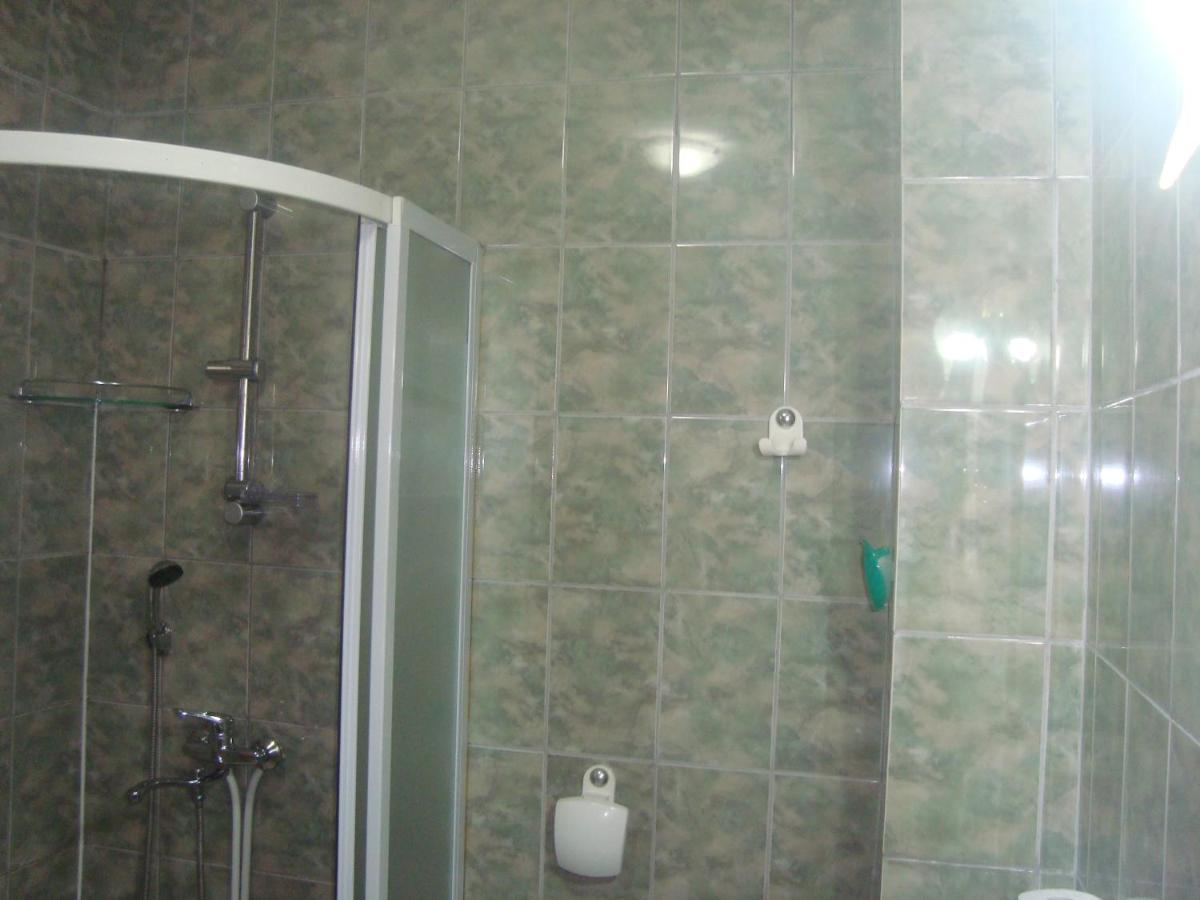 Pensiunea Nicky Oestii Ungureni Ngoại thất bức ảnh